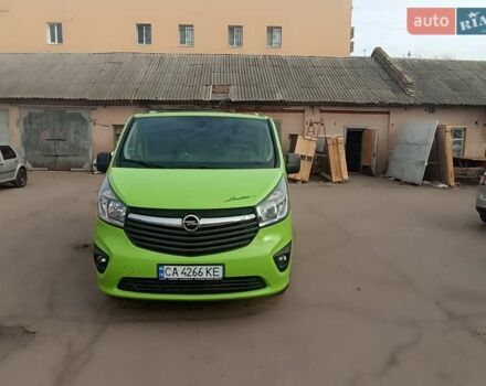 Зеленый Опель Виваро, объемом двигателя 1.6 л и пробегом 288 тыс. км за 14500 $, фото 4 на Automoto.ua