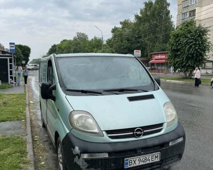 Зелений Опель Віваро, об'ємом двигуна 1.9 л та пробігом 350 тис. км за 5300 $, фото 1 на Automoto.ua