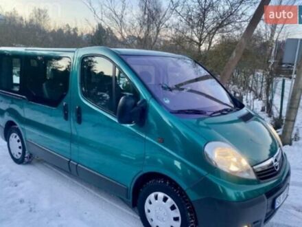 Опель Віваро 2007 у Чернівцях на Automoto.ua Зелений Опель Віваро, об'ємом двигуна 2.5 л та пробігом 223 тис. км за 3500 $, фото 1 на Automoto.ua