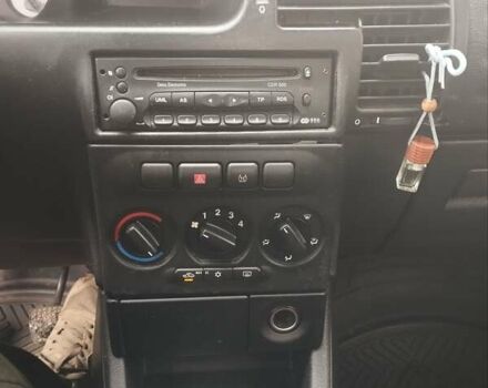 Белый Опель Зафира, объемом двигателя 1.8 л и пробегом 264 тыс. км за 2650 $, фото 5 на Automoto.ua