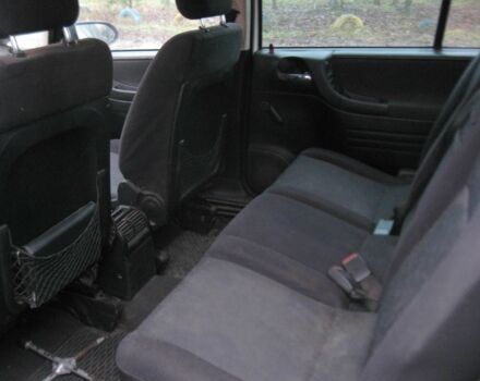 Белый Опель Зафира, объемом двигателя 2 л и пробегом 500 тыс. км за 2800 $, фото 6 на Automoto.ua