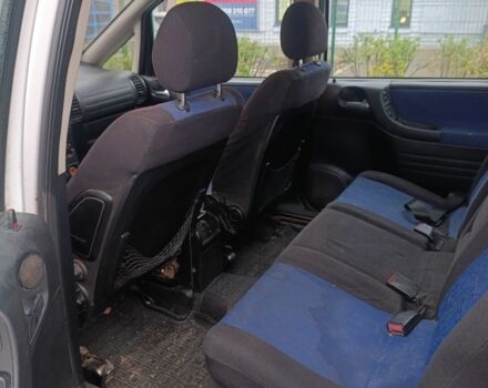 Белый Опель Зафира, объемом двигателя 2 л и пробегом 100 тыс. км за 1950 $, фото 5 на Automoto.ua