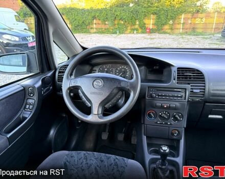 Белый Опель Зафира, объемом двигателя 1.8 л и пробегом 212 тыс. км за 4799 $, фото 4 на Automoto.ua