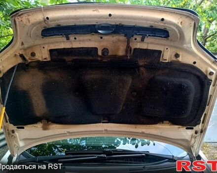 Белый Опель Зафира, объемом двигателя 2 л и пробегом 397 тыс. км за 4000 $, фото 6 на Automoto.ua