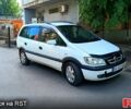 Белый Опель Зафира, объемом двигателя 2 л и пробегом 397 тыс. км за 4000 $, фото 1 на Automoto.ua