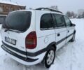 Белый Опель Зафира, объемом двигателя 2 л и пробегом 255 тыс. км за 1800 $, фото 4 на Automoto.ua