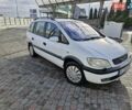 Белый Опель Зафира, объемом двигателя 1.6 л и пробегом 314 тыс. км за 3190 $, фото 2 на Automoto.ua