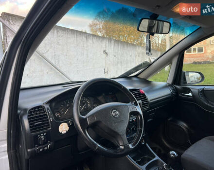 Белый Опель Зафира, объемом двигателя 1.6 л и пробегом 316 тыс. км за 3650 $, фото 28 на Automoto.ua