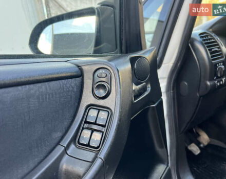 Белый Опель Зафира, объемом двигателя 1.6 л и пробегом 316 тыс. км за 3650 $, фото 33 на Automoto.ua