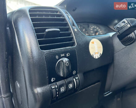 Белый Опель Зафира, объемом двигателя 1.6 л и пробегом 316 тыс. км за 3650 $, фото 29 на Automoto.ua