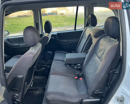 Белый Опель Зафира, объемом двигателя 1.6 л и пробегом 316 тыс. км за 3650 $, фото 37 на Automoto.ua