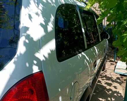 Белый Опель Зафира, объемом двигателя 1.6 л и пробегом 250 тыс. км за 4500 $, фото 1 на Automoto.ua