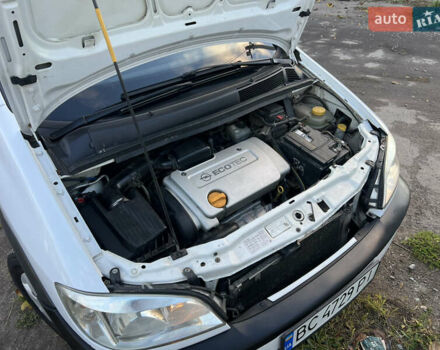 Белый Опель Зафира, объемом двигателя 1.6 л и пробегом 316 тыс. км за 3650 $, фото 47 на Automoto.ua