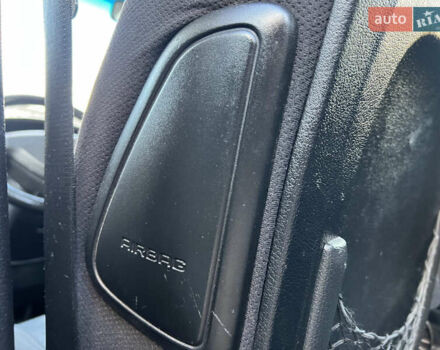 Белый Опель Зафира, объемом двигателя 1.6 л и пробегом 316 тыс. км за 3650 $, фото 38 на Automoto.ua