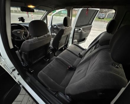 Белый Опель Зафира, объемом двигателя 2 л и пробегом 299 тыс. км за 1999 $, фото 15 на Automoto.ua