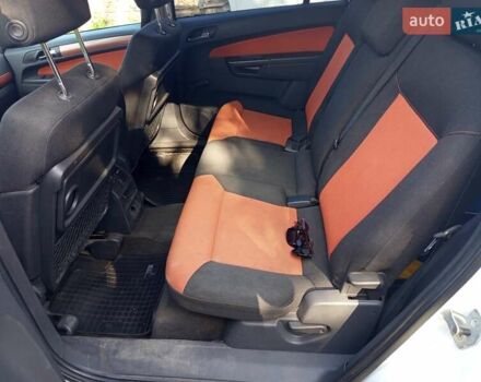 Белый Опель Зафира, объемом двигателя 1.8 л и пробегом 234 тыс. км за 5200 $, фото 6 на Automoto.ua