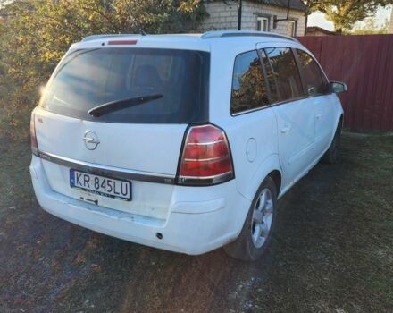 Белый Опель Зафира, объемом двигателя 1.8 л и пробегом 270 тыс. км за 2400 $, фото 3 на Automoto.ua