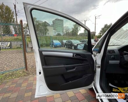 Белый Опель Зафира, объемом двигателя 1.9 л и пробегом 276 тыс. км за 5700 $, фото 8 на Automoto.ua