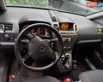 Білий Опель Зафіра, об'ємом двигуна 1.9 л та пробігом 280 тис. км за 6500 $, фото 2 на Automoto.ua