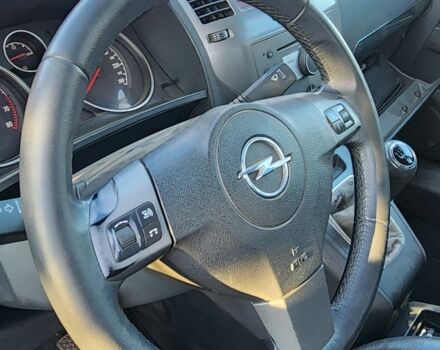 Белый Опель Зафира, объемом двигателя 1.8 л и пробегом 270 тыс. км за 2400 $, фото 8 на Automoto.ua