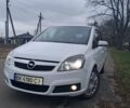Белый Опель Зафира, объемом двигателя 1.9 л и пробегом 335 тыс. км за 5400 $, фото 1 на Automoto.ua