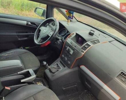 Білий Опель Зафіра, об'ємом двигуна 1.9 л та пробігом 313 тис. км за 4500 $, фото 7 на Automoto.ua