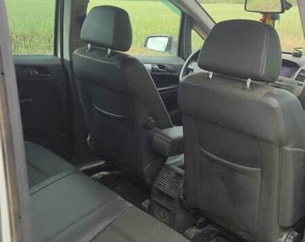 Білий Опель Зафіра, об'ємом двигуна 1.9 л та пробігом 313 тис. км за 4500 $, фото 10 на Automoto.ua