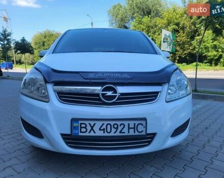 Опель Зафира 2008 в Хмельницком на Automoto.ua Белый Опель Зафира, объемом двигателя 1.8 л и пробегом 298 тыс. км за 5600 $, фото 13 на Automoto.ua