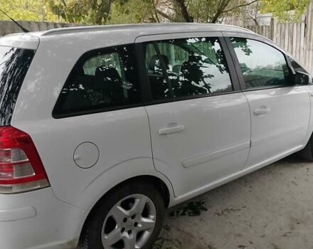 Опель Зафира 2008 в Сарате на Automoto.ua Белый Опель Зафира, объемом двигателя 1.7 л и пробегом 377 тыс. км за 6200 $, фото 2 на Automoto.ua