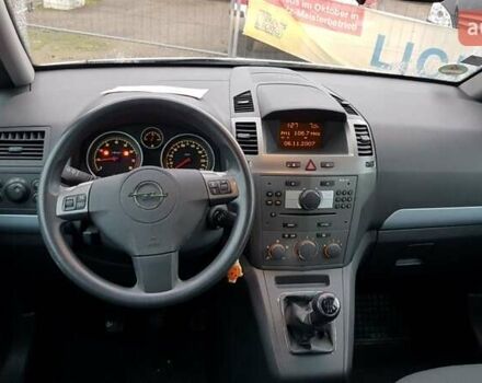 Білий Опель Зафіра, об'ємом двигуна 1.6 л та пробігом 135 тис. км за 5700 $, фото 2 на Automoto.ua