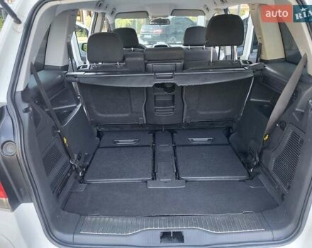 Опель Зафира 2008 в Хмельницком на Automoto.ua Белый Опель Зафира, объемом двигателя 1.8 л и пробегом 298 тыс. км за 5600 $, фото 87 на Automoto.ua