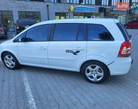Опель Зафира 2008 в Хмельницком на Automoto.ua Белый Опель Зафира, объемом двигателя 1.8 л и пробегом 298 тыс. км за 5600 $, фото 27 на Automoto.ua