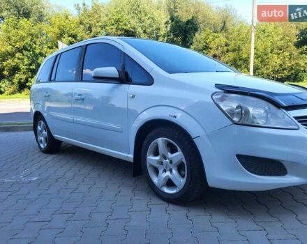 Опель Зафира 2008 в Хмельницком на Automoto.ua Белый Опель Зафира, объемом двигателя 1.8 л и пробегом 298 тыс. км за 5600 $, фото 43 на Automoto.ua