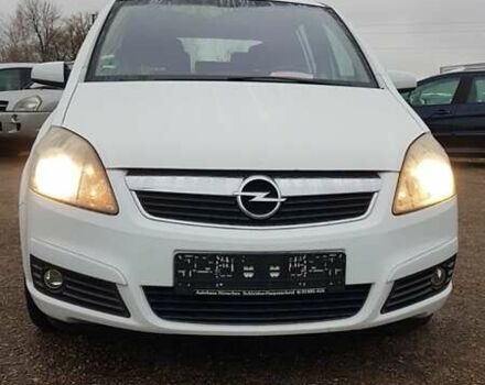 Білий Опель Зафіра, об'ємом двигуна 1.6 л та пробігом 135 тис. км за 5700 $, фото 11 на Automoto.ua