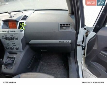 Белый Опель Зафира, объемом двигателя 1.69 л и пробегом 265 тыс. км за 6100 $, фото 20 на Automoto.ua