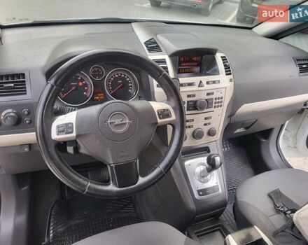 Опель Зафира 2008 в Хмельницком на Automoto.ua Белый Опель Зафира, объемом двигателя 1.8 л и пробегом 298 тыс. км за 5600 $, фото 72 на Automoto.ua