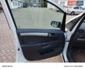 Белый Опель Зафира, объемом двигателя 1.69 л и пробегом 265 тыс. км за 6100 $, фото 12 на Automoto.ua