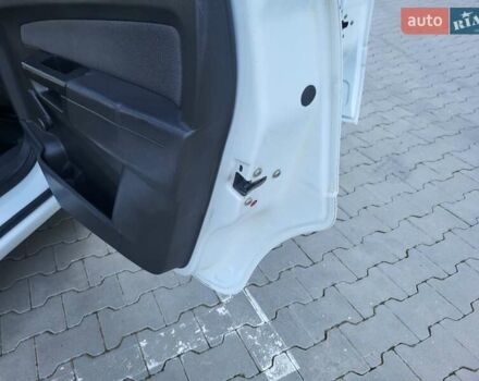 Опель Зафира 2008 в Хмельницком на Automoto.ua Белый Опель Зафира, объемом двигателя 1.8 л и пробегом 298 тыс. км за 5600 $, фото 90 на Automoto.ua