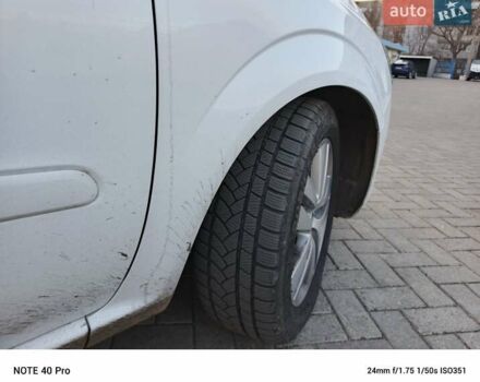 Белый Опель Зафира, объемом двигателя 1.69 л и пробегом 265 тыс. км за 6100 $, фото 27 на Automoto.ua