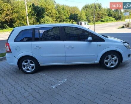 Опель Зафира 2008 в Хмельницком на Automoto.ua Белый Опель Зафира, объемом двигателя 1.8 л и пробегом 298 тыс. км за 5600 $, фото 39 на Automoto.ua