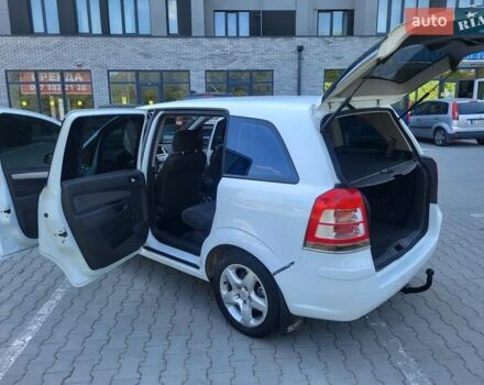 Опель Зафира 2008 в Хмельницком на Automoto.ua Белый Опель Зафира, объемом двигателя 1.8 л и пробегом 298 тыс. км за 5600 $, фото 57 на Automoto.ua