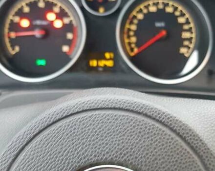 Білий Опель Зафіра, об'ємом двигуна 1.6 л та пробігом 135 тис. км за 5700 $, фото 1 на Automoto.ua