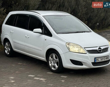 Белый Опель Зафира, объемом двигателя 1.69 л и пробегом 250 тыс. км за 4500 $, фото 5 на Automoto.ua