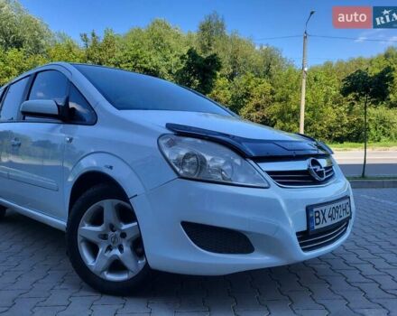 Опель Зафира 2008 в Хмельницком на Automoto.ua Белый Опель Зафира, объемом двигателя 1.8 л и пробегом 298 тыс. км за 5600 $, фото 5 на Automoto.ua