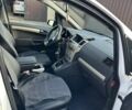 Белый Опель Зафира, объемом двигателя 1.6 л и пробегом 154 тыс. км за 6500 $, фото 7 на Automoto.ua