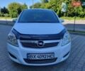 Опель Зафира 2008 в Хмельницком на Automoto.ua Белый Опель Зафира, объемом двигателя 1.8 л и пробегом 298 тыс. км за 5600 $, фото 14 на Automoto.ua