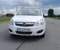 Белый Опель Зафира, объемом двигателя 1.6 л и пробегом 225 тыс. км за 5758 $, фото 1 на Automoto.ua