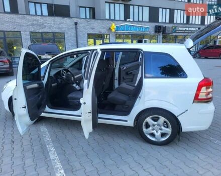 Опель Зафира 2008 в Хмельницком на Automoto.ua Белый Опель Зафира, объемом двигателя 1.8 л и пробегом 298 тыс. км за 5600 $, фото 48 на Automoto.ua