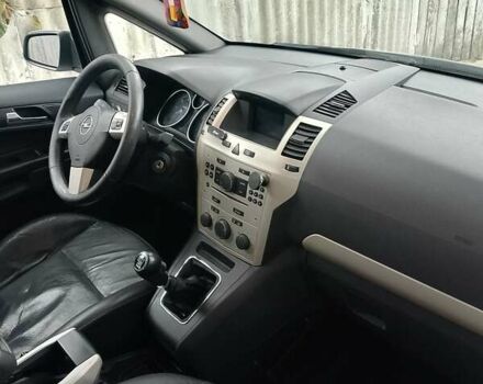 Опель Зафира 2008 в Сарате на Automoto.ua Белый Опель Зафира, объемом двигателя 1.7 л и пробегом 377 тыс. км за 6200 $, фото 5 на Automoto.ua