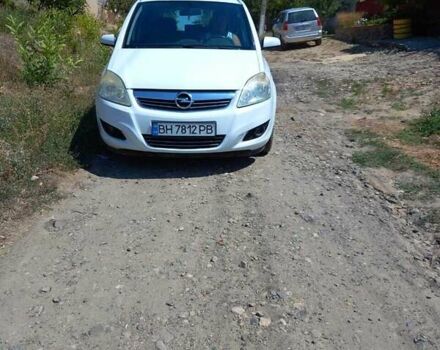 Белый Опель Зафира, объемом двигателя 1.6 л и пробегом 237 тыс. км за 6000 $, фото 4 на Automoto.ua